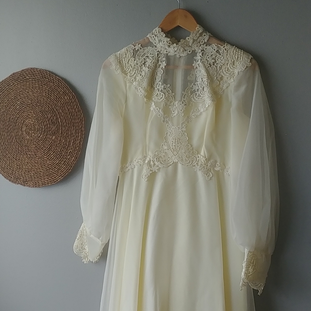 Vintage 70s Party Time Fashions wedding dress